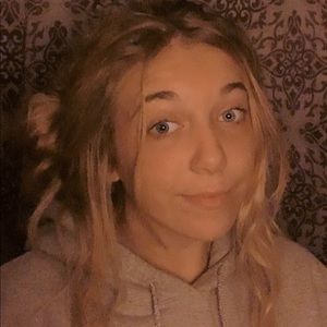 Meet your Posher, Kaleigh